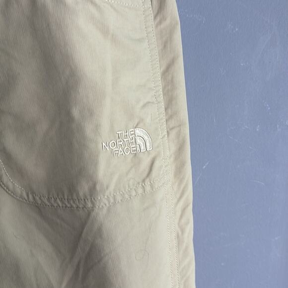 The North Face Khaki Cargo Straight Leg Pants Size 2 - Picture 4 of 8